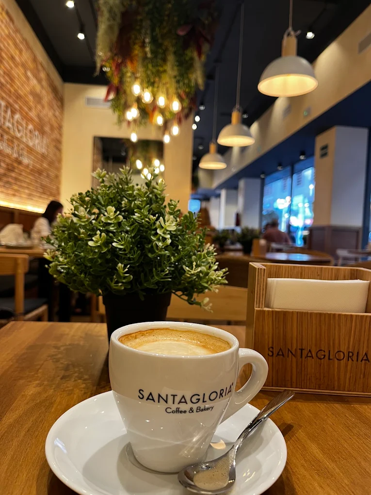 Santa Gloria Coffee & Bakery